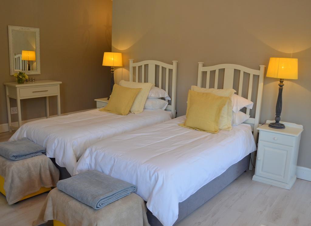 By The Way Guesthouse Clarens Szoba fotó